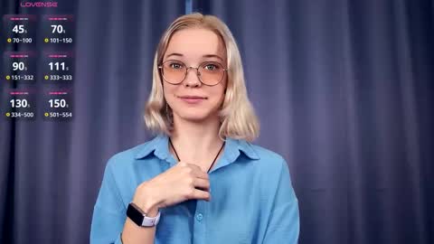 Charlie 18yo online show from October 17, 5:43 am