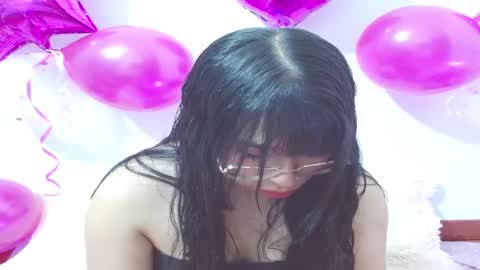 Snapshot of dearabbie chatting on February 11, 10:15 am DearAbbie online show from February 11, 10:15 am