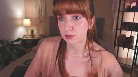 Moa . online show from April 4, 9:12 pm