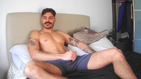 Snapshot of dearsweetboyz chatting on February 9, 11:58 am Pablo online show from February 9, 11:58 am