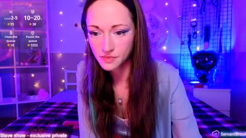 debbie_hanter online show from December 26, 4:53 am