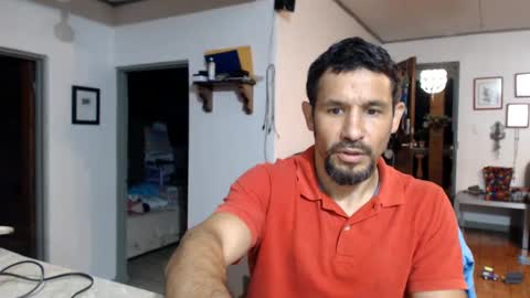 Snapshot of debbie_n_paul chatting on December 29, 4:38 am Paul Fitz online show from December 29, 4:38 am