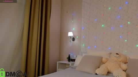 Jennifer online show from January 17, 11:41 pm