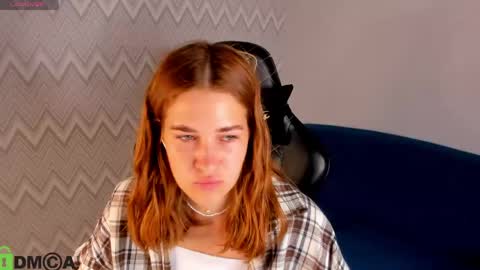 Jennifer online show from May 9, 10:48 pm