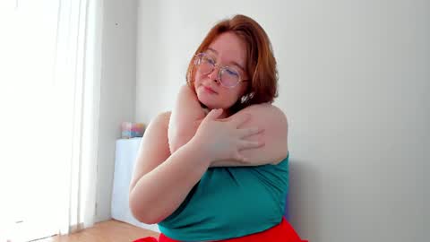 Snapshot of debbiewood chatting on July 3, 5:14 am DeboraDebbieDee online show from July 3, 5:14 am