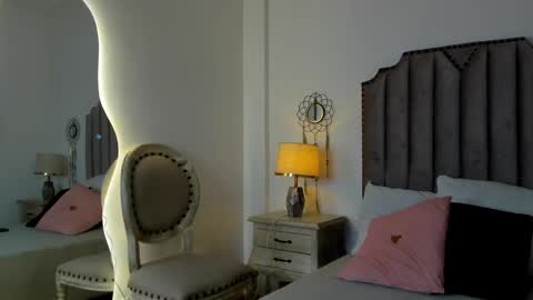 Debora online show from February 28, 5:48 pm