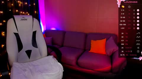 Snapshot of deborah_moore chatting on September 10, 2:44 am Debora online show from September 10, 2:44 am