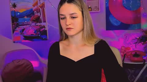 Snapshot of deboralarson chatting on December 28, 6:39 am Debora online show from December 28, 6:39 am