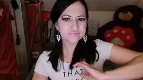 Snapshot of debramilf chatting on January 12, 7:10 pm DebraMilf online show from January 12, 7:10 pm