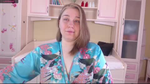 debramust online show from January 25, 10:50 pm