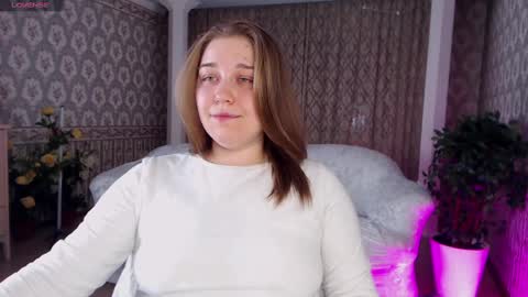 debramust online show from March 11, 7:03 pm