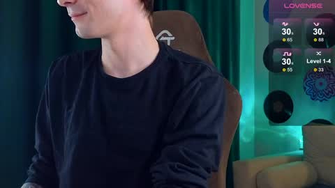 Samuel online show from April 14, 5:19 pm