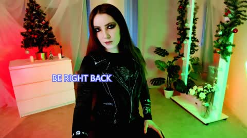 Ask me  online show from January 11, 2:58 pm