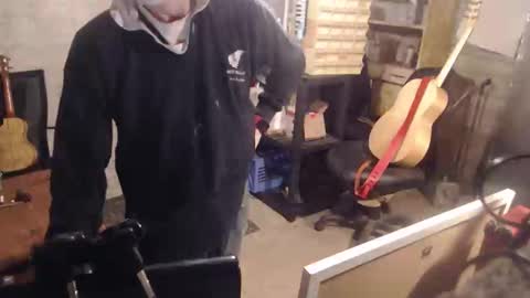 decarabas22 online show from April 13, 6:30 am