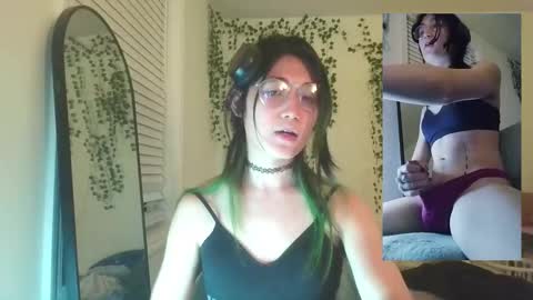 deciduousdoll online show from November 3, 6:58 am