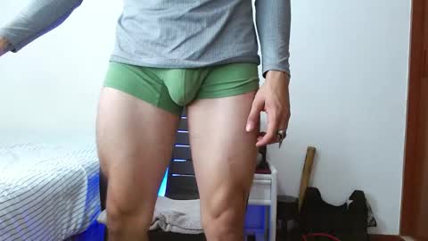 Santiago online show from December 12, 3:37 pm