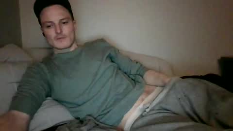 Snapshot of dee4dayz19 chatting on February 16, 5:26 am Dee4dayz online show from February 16, 5:26 am