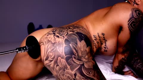   Tikhomirov old usersname    Instagram- tikhomirovandreea17 Twitter DeeaOfficial17  online show from October 16, 5:14 pm