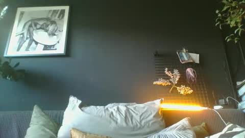 Snapshot of deebo1987 chatting on December 26, 10:05 am Deen online show from December 26, 10:05 am