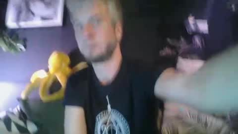 Snapshot of deebo1987 chatting on January 4, 11:38 pm Deen online show from January 4, 11:38 pm