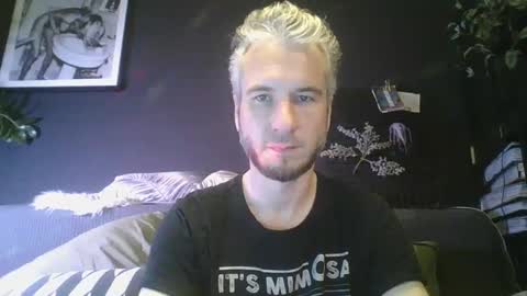 Snapshot of deebo1987 chatting on January 9, 6:36 pm Deen online show from January 9, 6:36 pm