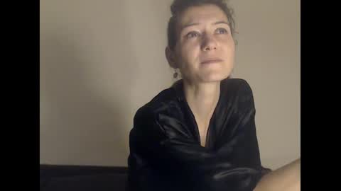 Deelightfull online show from December 4, 6:28 pm