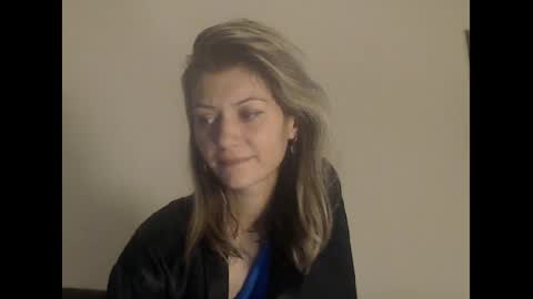 Deelightfull online show from December 10, 1:22 pm