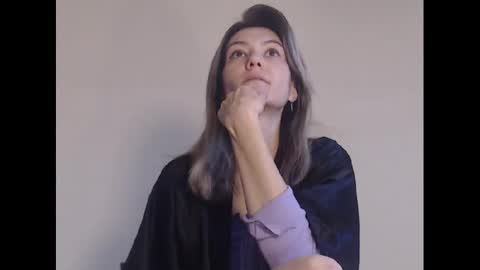 Deelightfull online show from February 20, 10:05 am