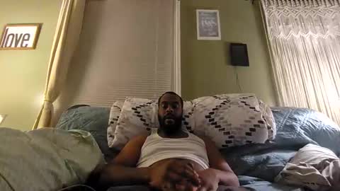 Snapshot of deemack2010 chatting on October 30, 6:59 am BigDaddyD online show from October 30, 6:59 am