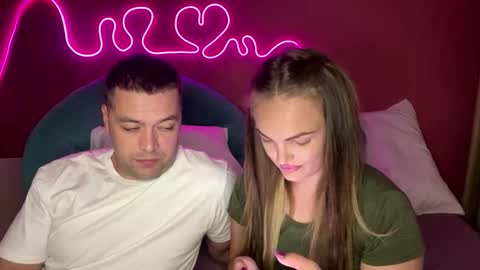 deeplookscouple online show from September 21, 1:35 pm