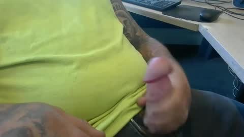 Snapshot of deepstrokes25 chatting on October 2, 4:03 pm deepstrokes25 online show from October 2, 4:03 pm