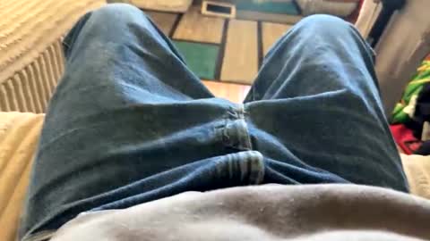 deezenutz64 online show from April 9, 5:18 pm