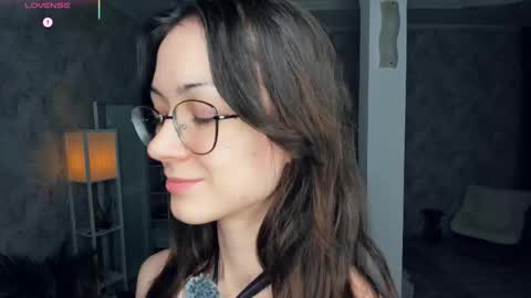 Amy online show from February 11, 7:30 pm