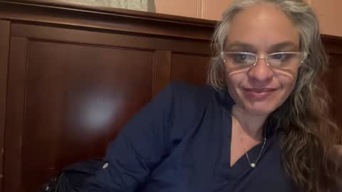 Snapshot of degeneratesaint chatting on November 8, 5:51 am Tori online show from November 8, 5:51 am