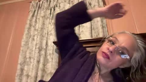 Tori online show from March 17, 4:28 am