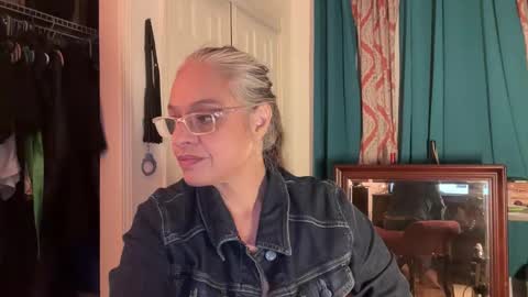 Tori online show from April 20, 3:09 am