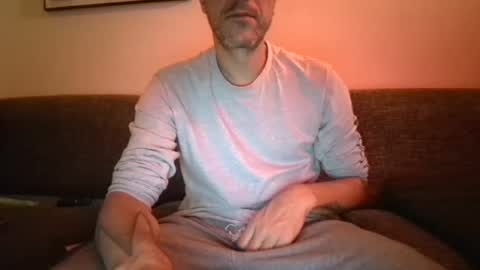 Snapshot of degrandis chatting on September 17, 8:32 pm Luka Magic online show from September 17, 8:32 pm