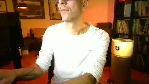 Luka Magic online show from November 23, 10:20 pm