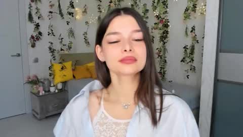 DegreeOfSincerity online show from November 5, 1:27 am