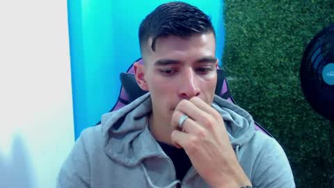 DEIBY online show from December 18, 10:02 pm