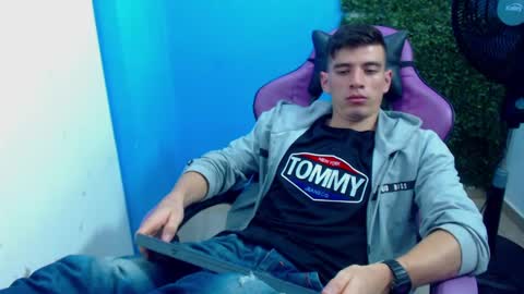 DEIBY online show from December 19, 1:07 am