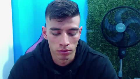 DEIBY online show from December 22, 4:39 am