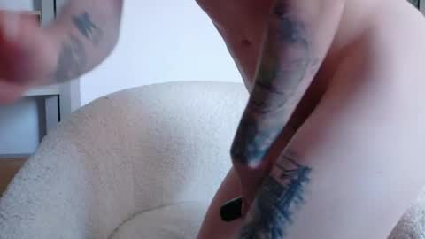 Di online show from April 16, 9:21 am