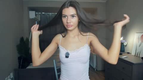 Laura online show from May 23, 7:24 am