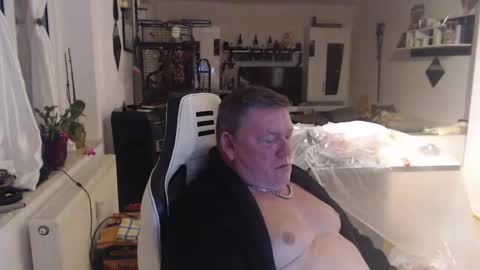 deinprinz2312 online show from December 10, 6:11 am