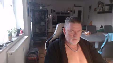 deinprinz2312 online show from September 17, 5:09 am