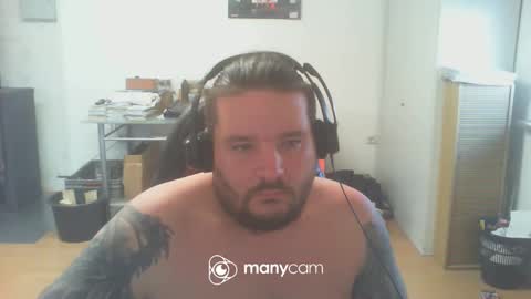 Snapshot of deinspielzeug87 chatting on January 11, 1:22 pm deinspielzeug87 online show from January 11, 1:22 pm