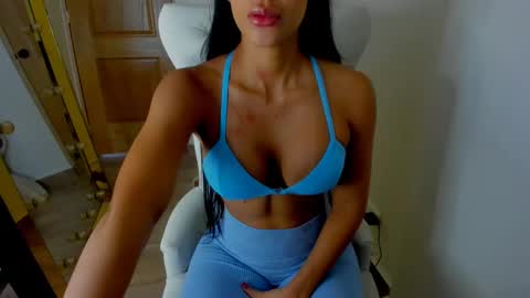 deisymadrid online show from January 6, 3:29 pm