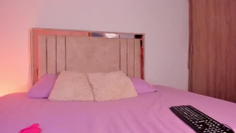Snapshot of deisy_queen chatting on July 26, 1:07 pm Ricarda online show from July 26, 1:07 pm