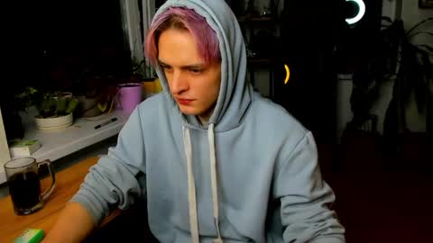 Delar online show from April 23, 8:11 pm